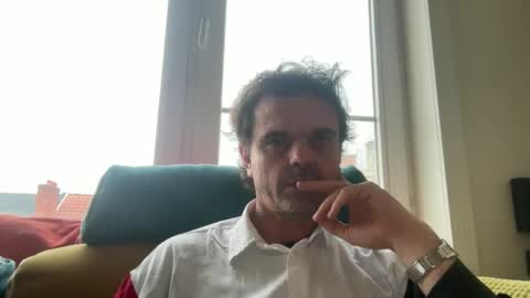 Snapshot of paolotripos chatting on November 16, 10:21 am paolotripos online show from November 16, 10:21 am