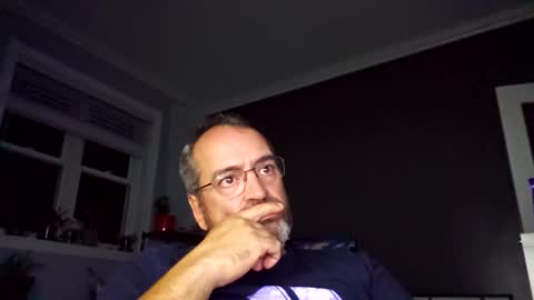Papi online show from October 1, 11:55 pm