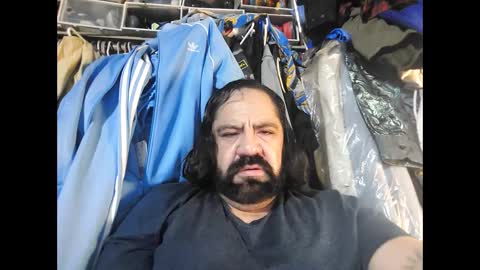 papi_2375 online show from February 16, 1:58 am