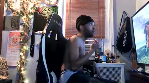 Snapshot of papian0 chatting on December 2, 5:46 am papian0 online show from December 2, 5:46 am