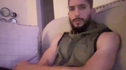 Snapshot of papicubano_guapo23cm chatting on October 20, 6:14 am papicubano_guapo23cm online show from October 20, 6:14 am