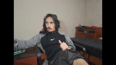 Snapshot of papito20cm chatting on December 2, 7:14 am Lau online show from December 2, 7:14 am