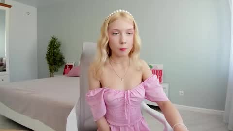 Melena online show from October 25, 8:33 am