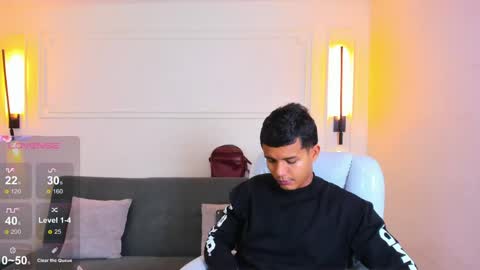 Ryan And Casper online show from April 18, 2:43 pm