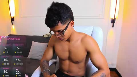 Ryan And Casper online show from May 27, 1:41 pm