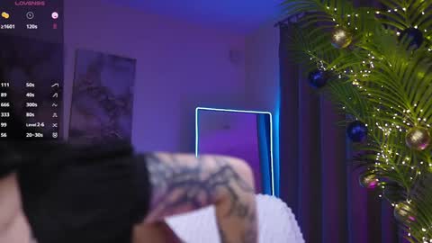 Snapshot of parasite_eve1 chatting on January 3, 6:03 pm Alise Melissa online show from January 3, 6:03 pm