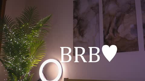 Snapshot of parasite_eve1 chatting on February 8, 10:19 pm Alise Melissa online show from February 8, 10:19 pm