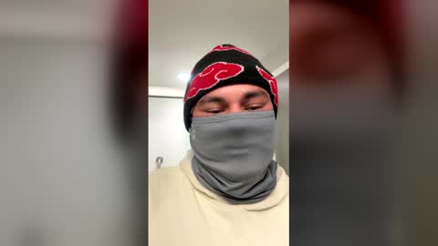 Snapshot of parejamisteriosa69 chatting on December 17, 1:11 am parejamisteriosa69 online show from December 17, 1:11 am