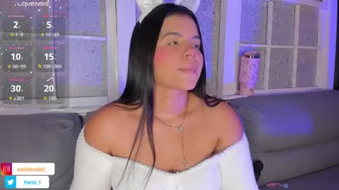 PARISI online show from April 5, 7:00 pm