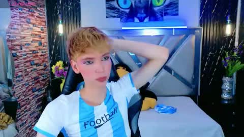 park_jimin1 online show from September 13, 2:44 am