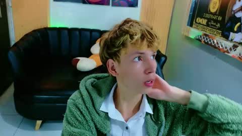 park_jimin1 online show from September 19, 12:28 pm