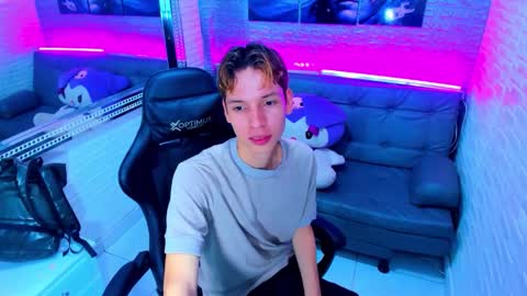 park_jimin1 online show from January 14, 3:17 pm