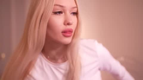 Sofi online show from November 22, 12:04 pm