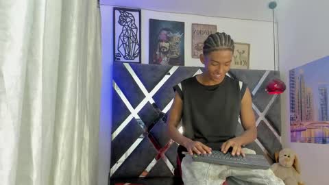 Snapshot of parzival_wt chatting on February 18, 7:43 pm PARZIVAL online show from February 18, 7:43 pm