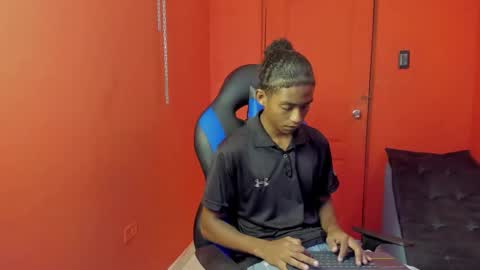 Snapshot of parzival_wt chatting on March 3, 7:42 pm PARZIVAL online show from March 3, 7:42 pm