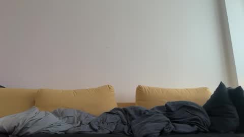 pasive43 online show from April 21, 4:19 am