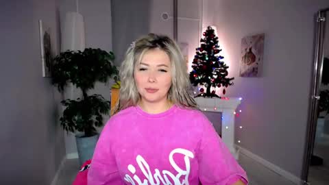 Snapshot of passionate_babe chatting on December 9, 3:29 am I have returned from vacation and I am glad to share my energy and emotions with you online show from December 9, 3:29 am