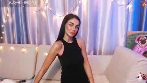 Snapshot of passionate_lora_ chatting on January 21, 2:43 am I am Lora and i am glad to see you in my room online show from January 21, 2:43 am