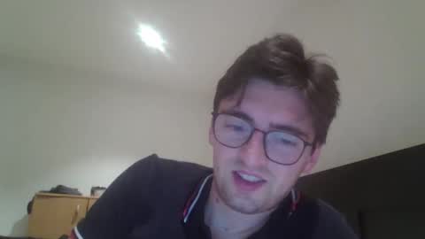 Snapshot of patat1996 chatting on October 18, 11:33 am patat1996 online show from October 18, 11:33 am