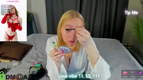 patr1cia_hart online show from November 1, 12:45 am