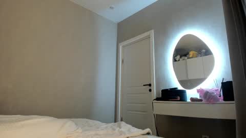 patricia_bloom online show from January 19, 1:12 pm