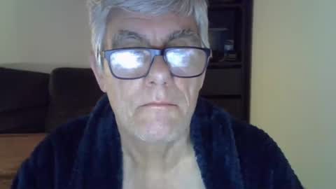 patrick5275 online show from February 18, 5:53 am