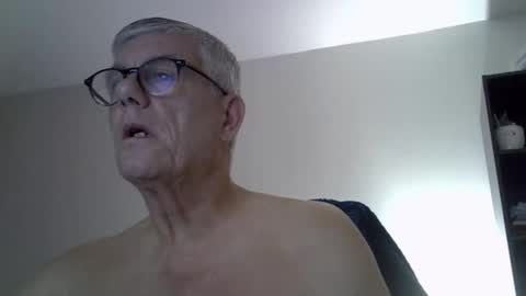 patrick5275 online show from October 1, 5:24 am