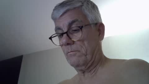 patrick5275 online show from October 11, 9:13 pm