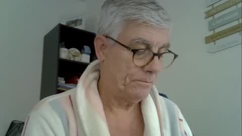 patrick5275 online show from October 14, 8:26 am