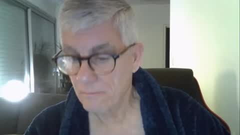 patrick5275 online show from April 16, 4:13 am