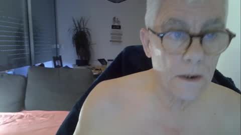 patrick5275 online show from June 6, 4:17 am