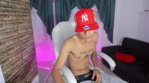 Paul online show from October 31, 4:24 am