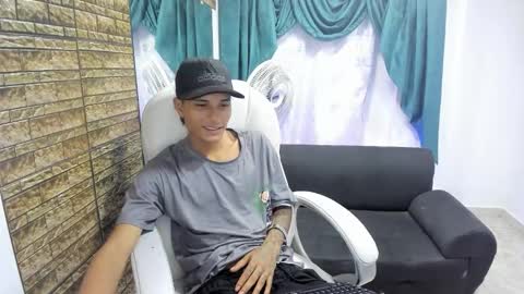 Paul online show from November 5, 2:00 am