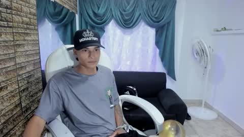 Paul online show from November 26, 3:29 am