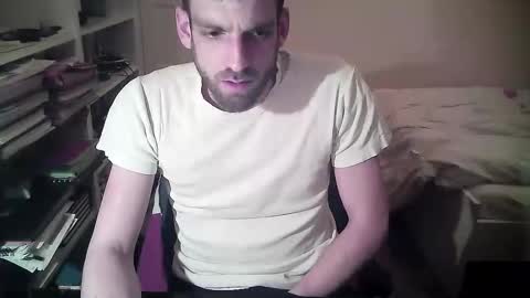 Snapshot of paul_cute6080 chatting on March 3, 6:47 pm Paul online show from March 3, 6:47 pm