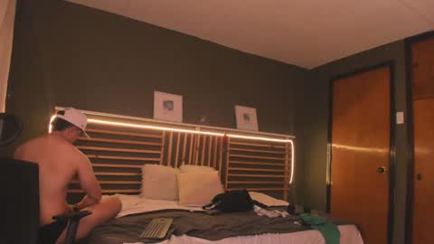 Paul online show from January 17, 2:28 pm