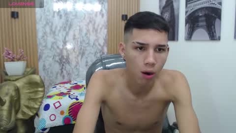 Snapshot of paul_ponce chatting on October 19, 12:39 pm PAUL online show from October 19, 12:39 pm