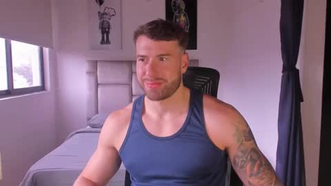 PAUL ROGER online show from February 20, 5:18 pm