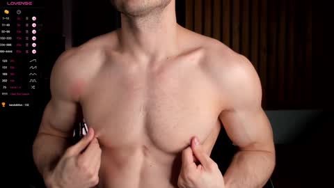 Snapshot of paul_rubini chatting on December 10, 4:34 am Paul online show from December 10, 4:34 am