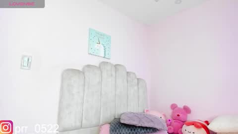 Snapshot of paula_cosio chatting on December 18, 2:01 pm dahia online show from December 18, 2:01 pm