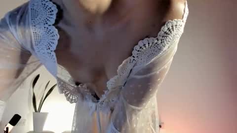 Snapshot of paula_perez07 chatting on October 4, 4:10 am Paula perez - online show from October 4, 4:10 am