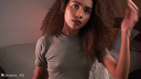 Snapshot of paulacora100 chatting on January 10, 11:50 pm Paula online show from January 10, 11:50 pm