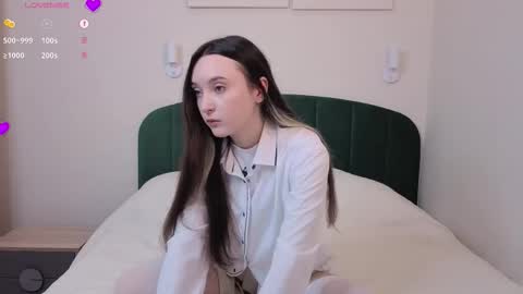 Alice online show from November 17, 7:19 pm