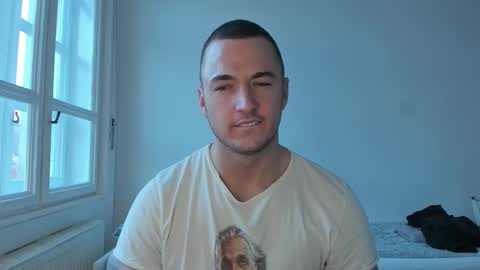 Snapshot of paulblack021 chatting on November 10, 3:00 pm paulblack021 online show from November 10, 3:00 pm