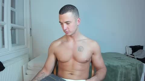 Snapshot of paulblack021 chatting on November 16, 5:29 pm paulblack021 online show from November 16, 5:29 pm