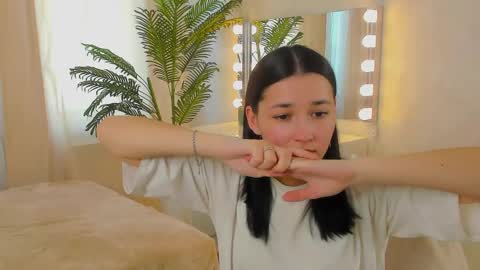 Kessy online show from May 4, 11:28 am