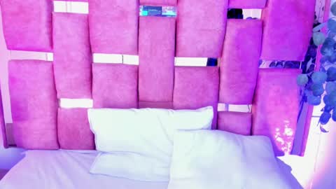 paulette_dupont_ online show from September 28, 3:01 am