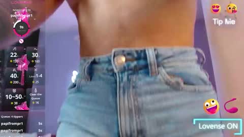 Snapshot of paulina_galvis2700 chatting on February 4, 3:57 pm paulina online show from February 4, 3:57 pm