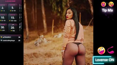 Snapshot of paulina_galvis2700 chatting on March 5, 6:12 pm paulina online show from March 5, 6:12 pm