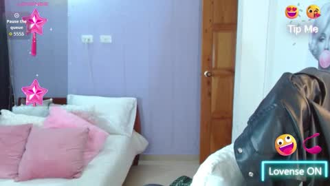 Snapshot of paulina_galvis2700 chatting on October 10, 3:44 pm paulina online show from October 10, 3:44 pm